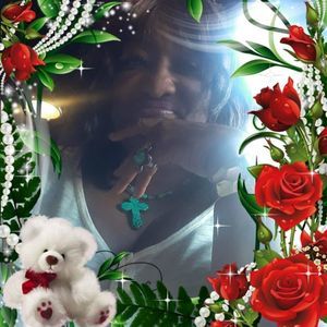 Meet your Posher, Yolunda